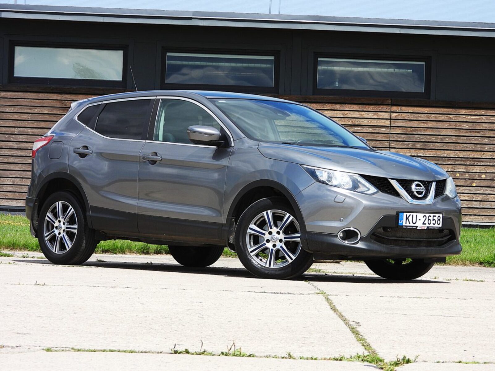 NISSAN QASHQAI