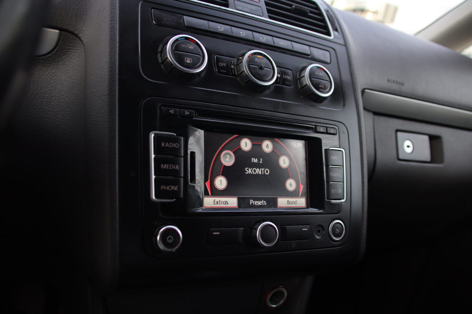 VW TOURAN