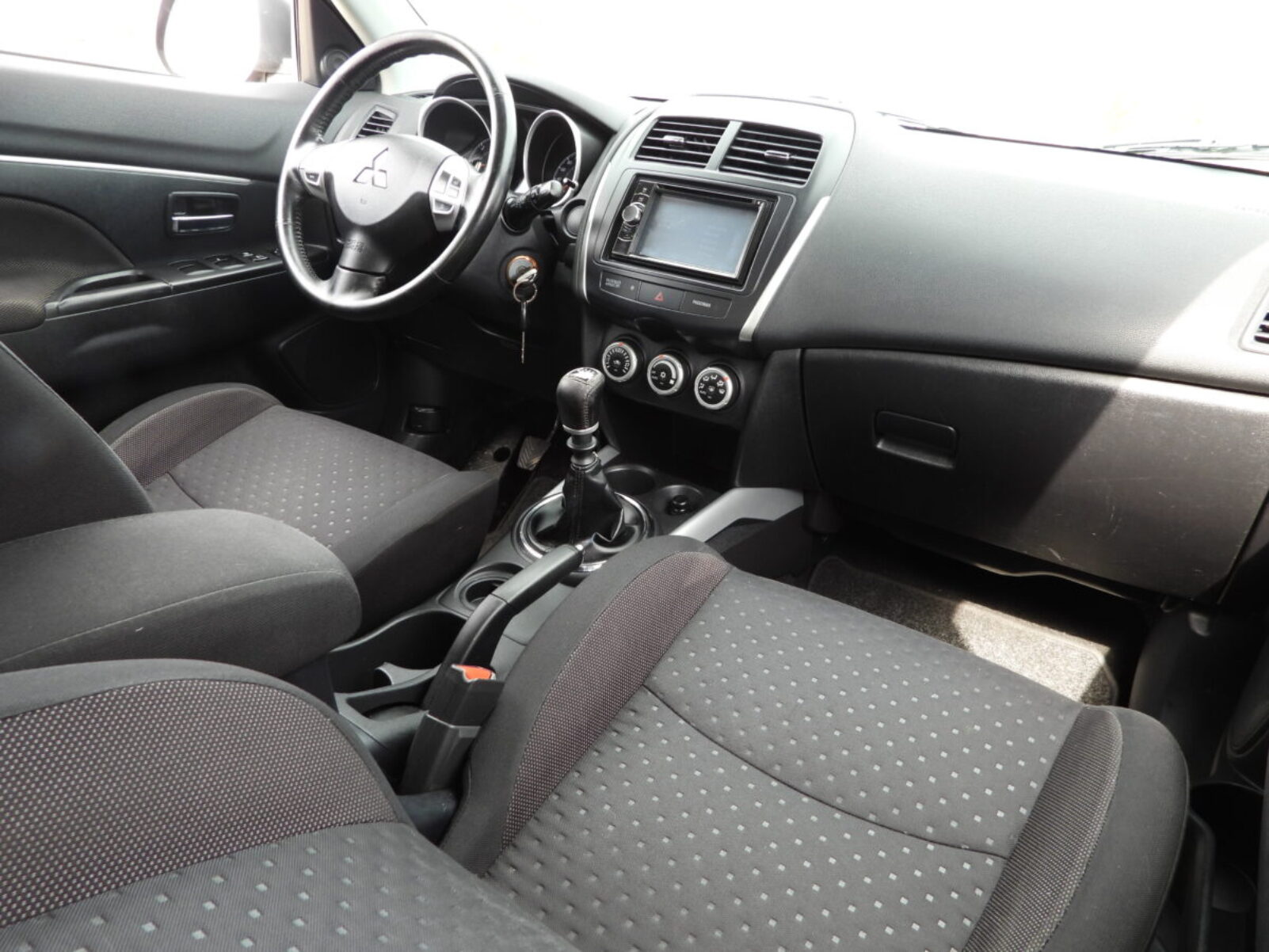 MITSUBISHI ASX