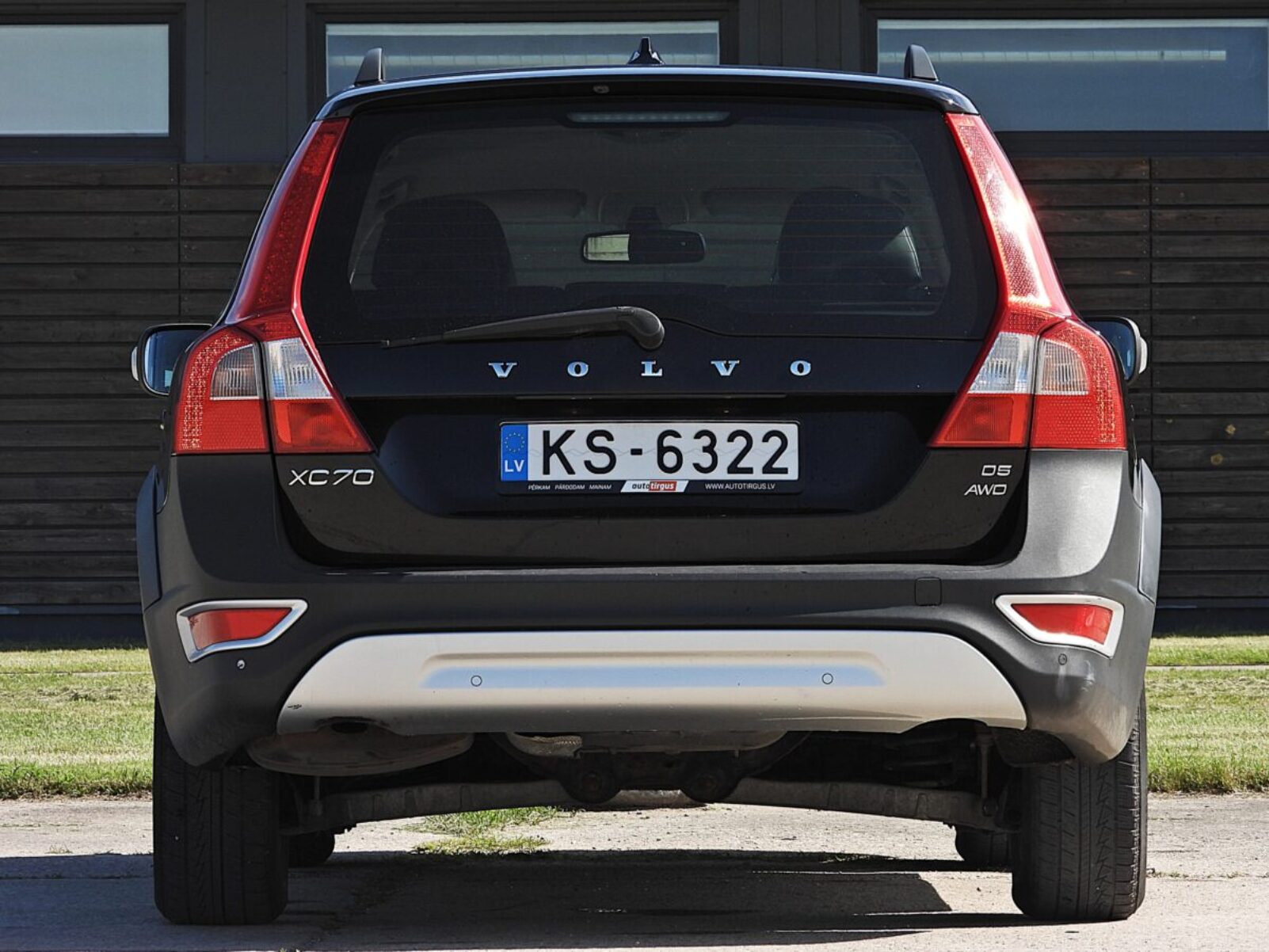 VOLVO XC70