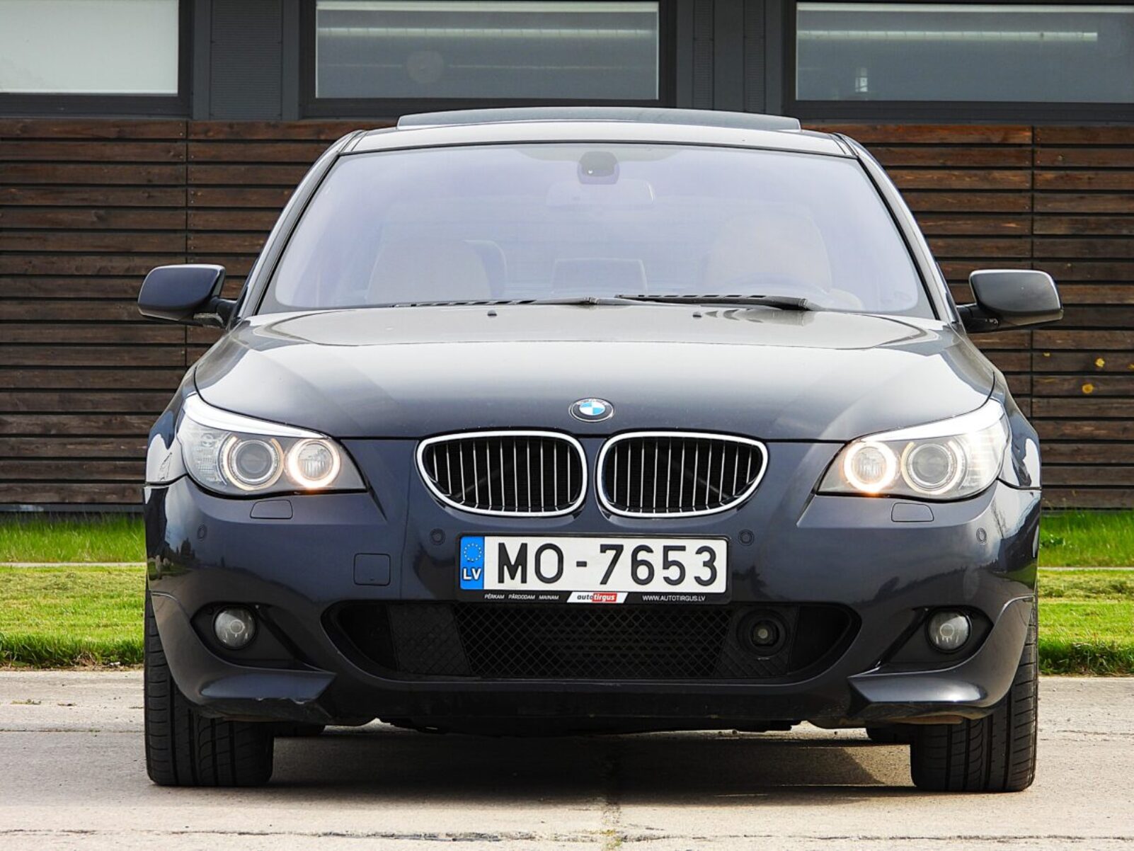 BMW 530
