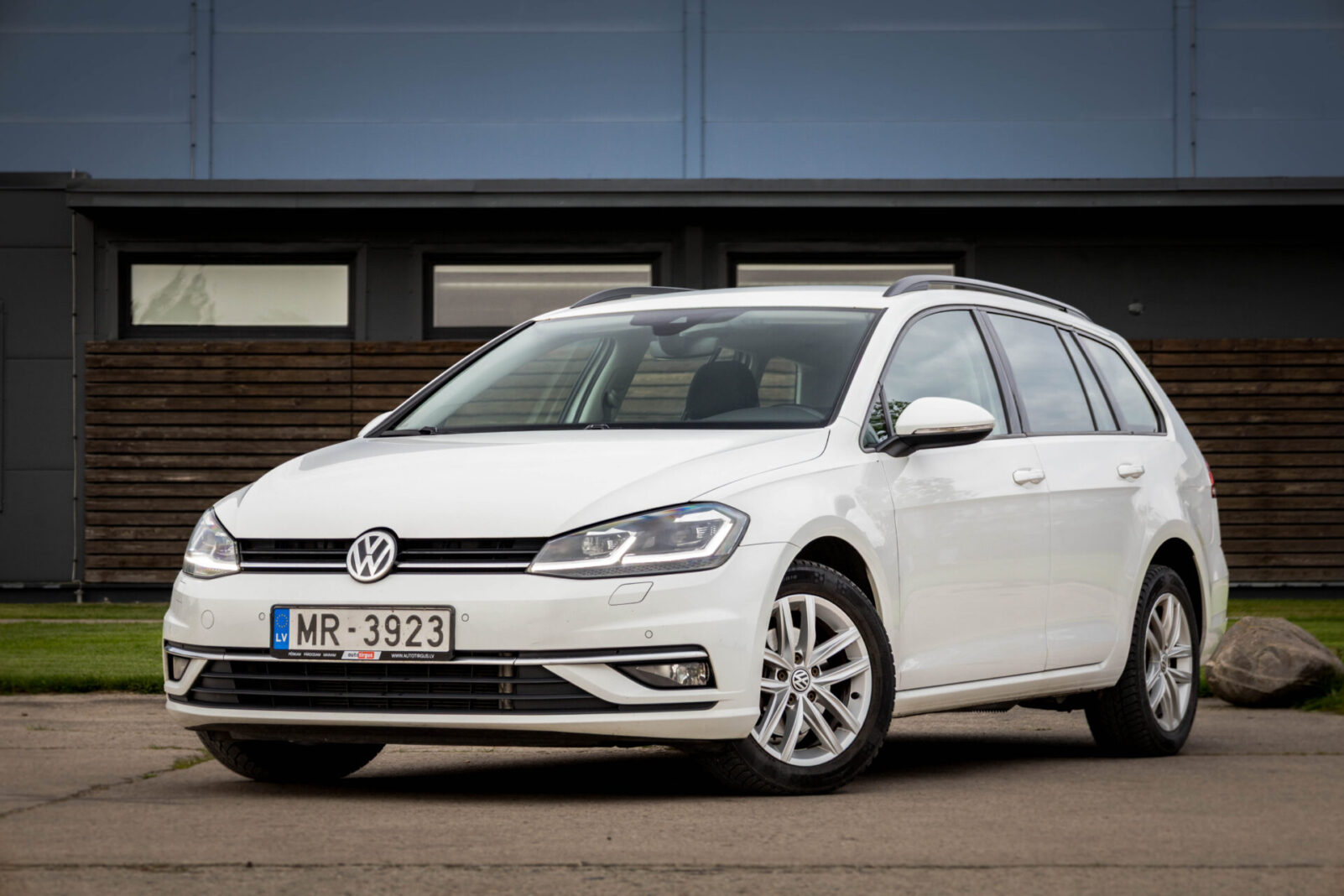 VW GOLF