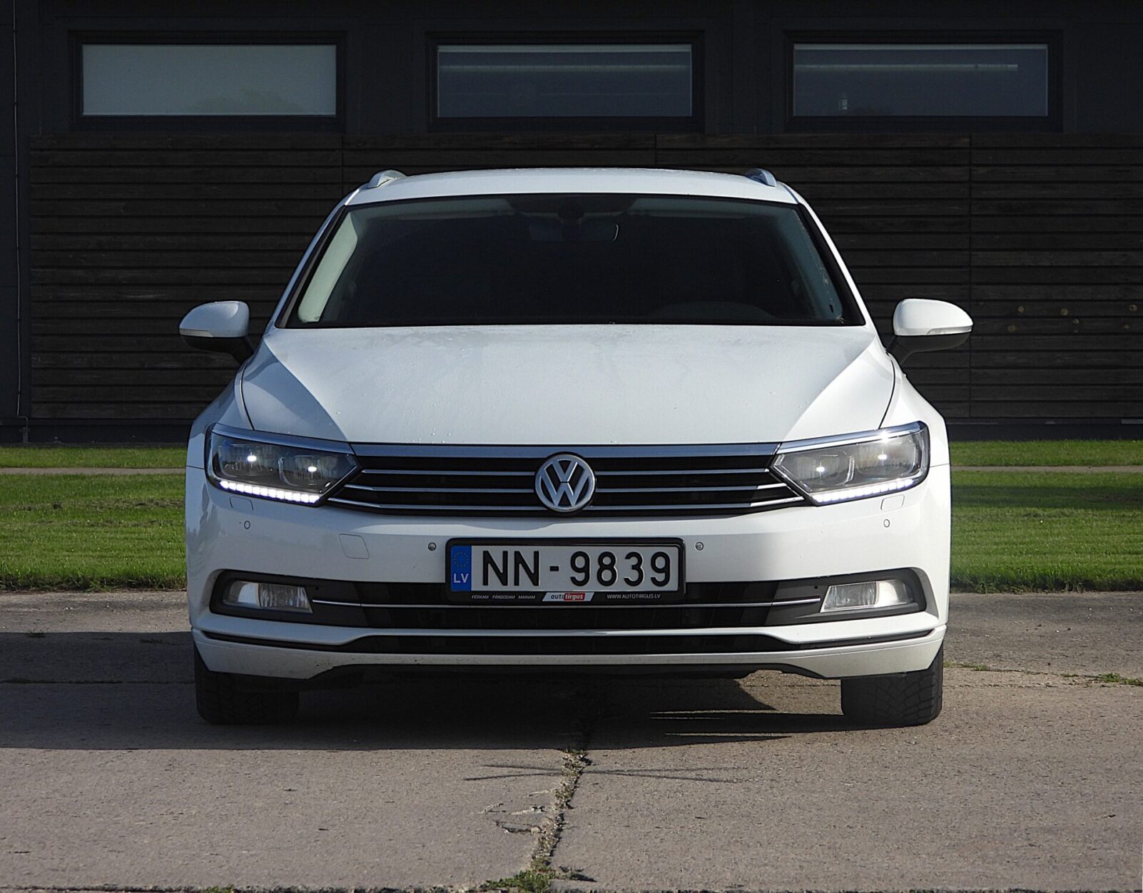 VW PASSAT