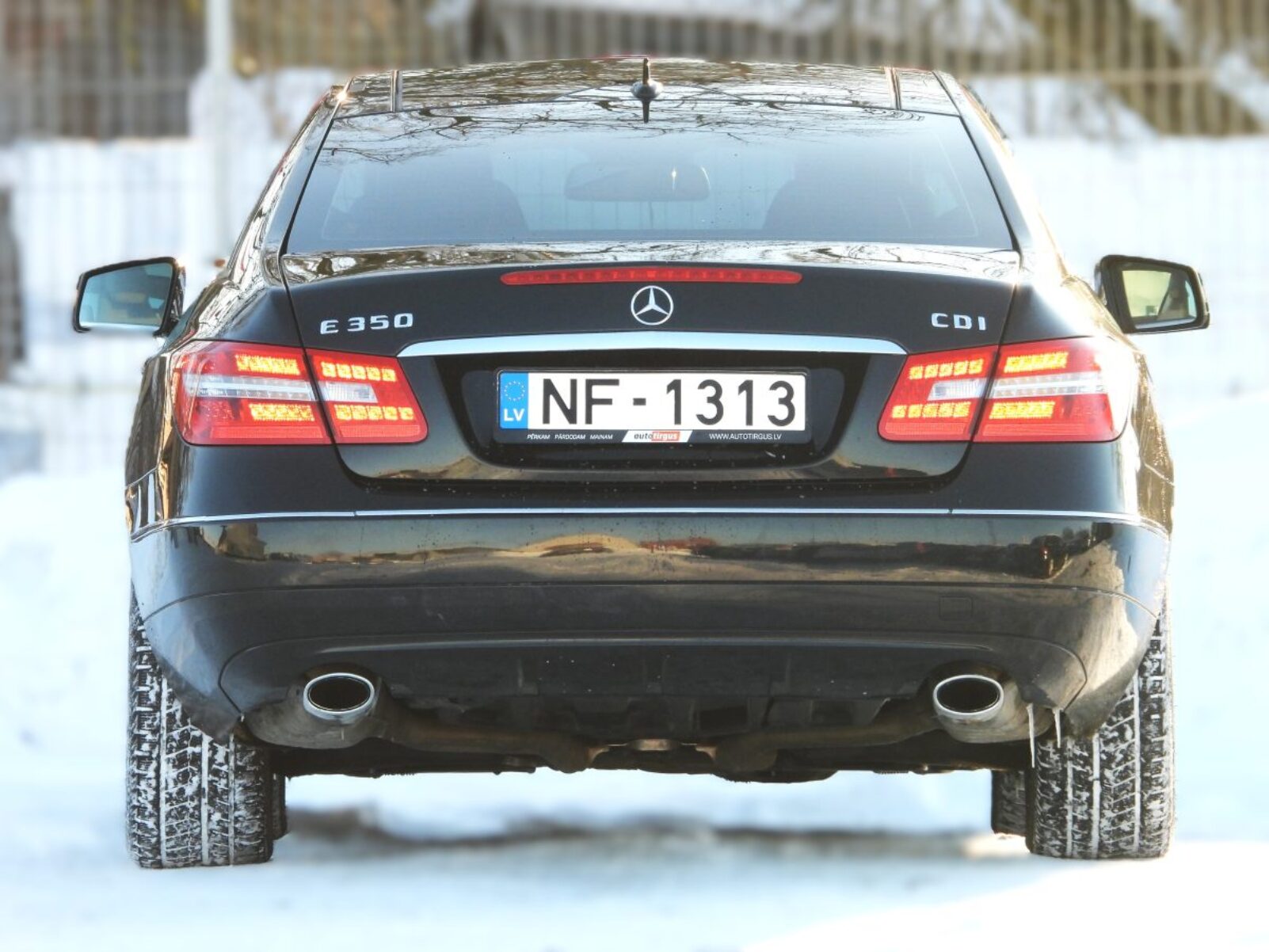 MERCEDES BENZ E350