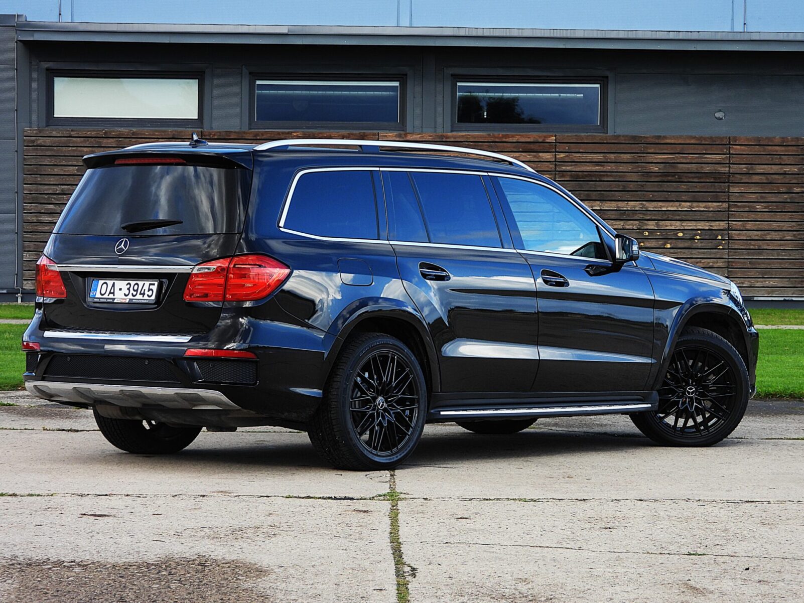 MERCEDES BENZ GL350