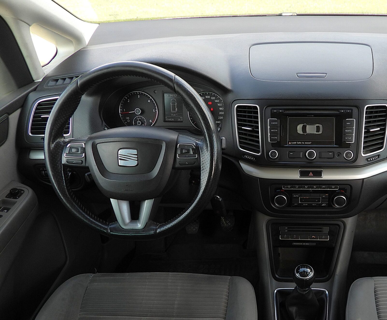SEAT ALHAMBRA