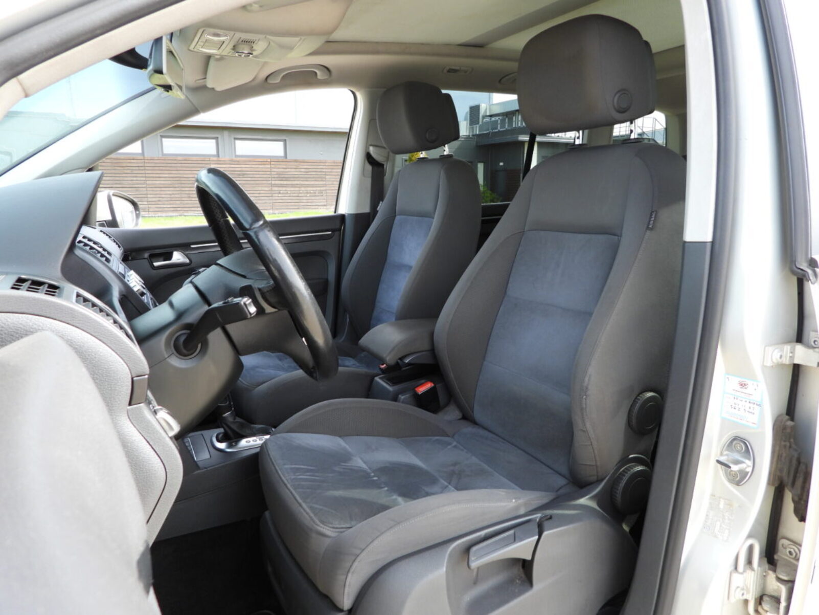 VW TOURAN