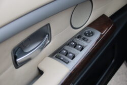BMW 730