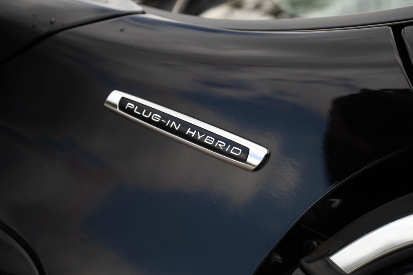 VOLVO V60 PLUG IN HYBRID