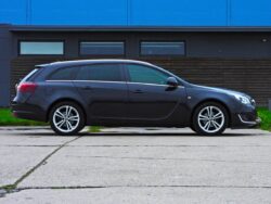 OPEL INSIGNIA SPORTS TOURER SW