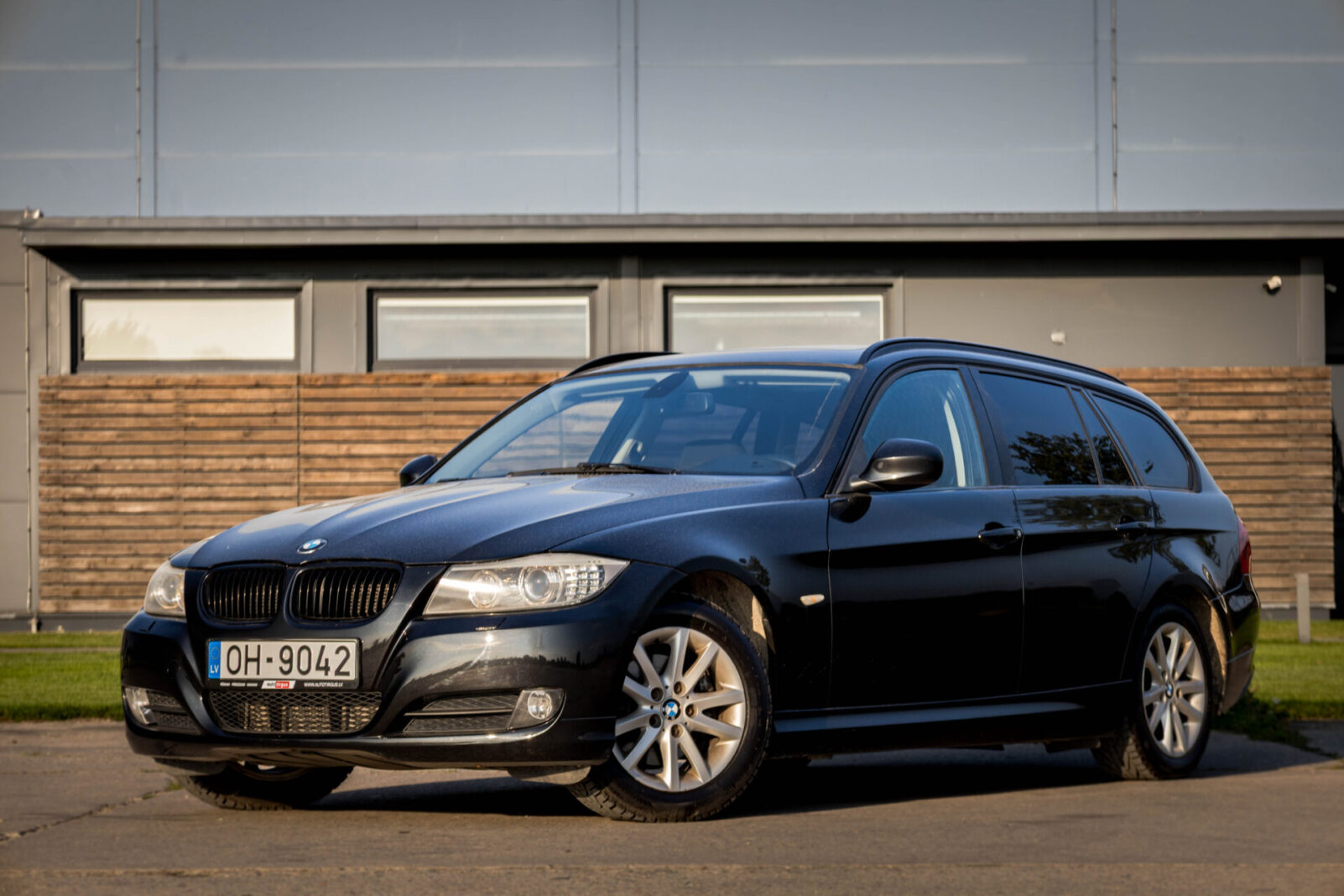 BMW 320