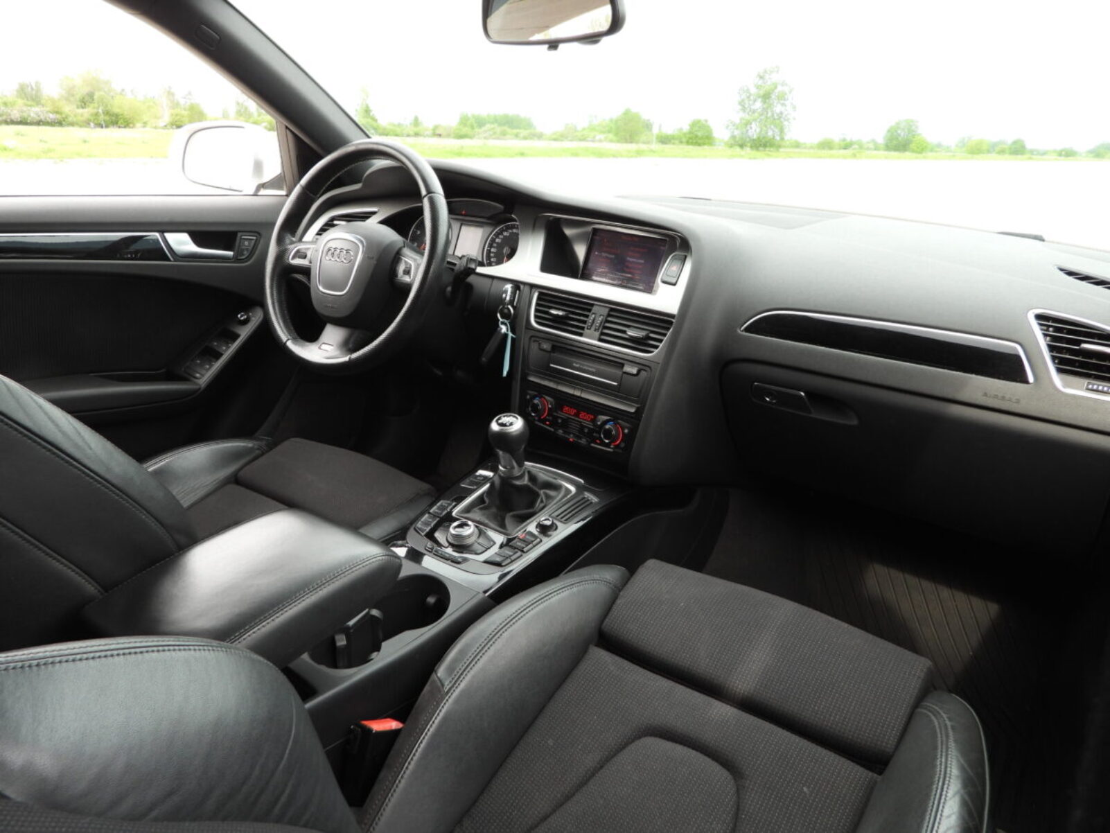 AUDI A4 S-LINE