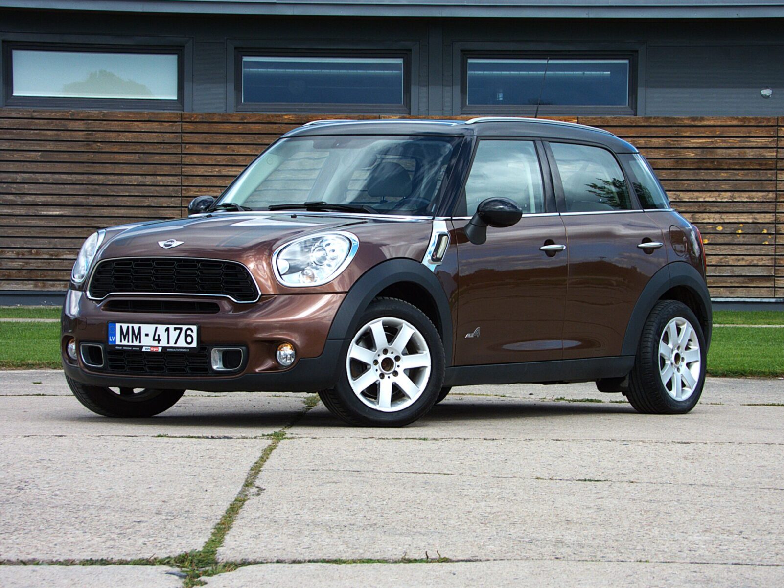 MINI COOPER ALL4