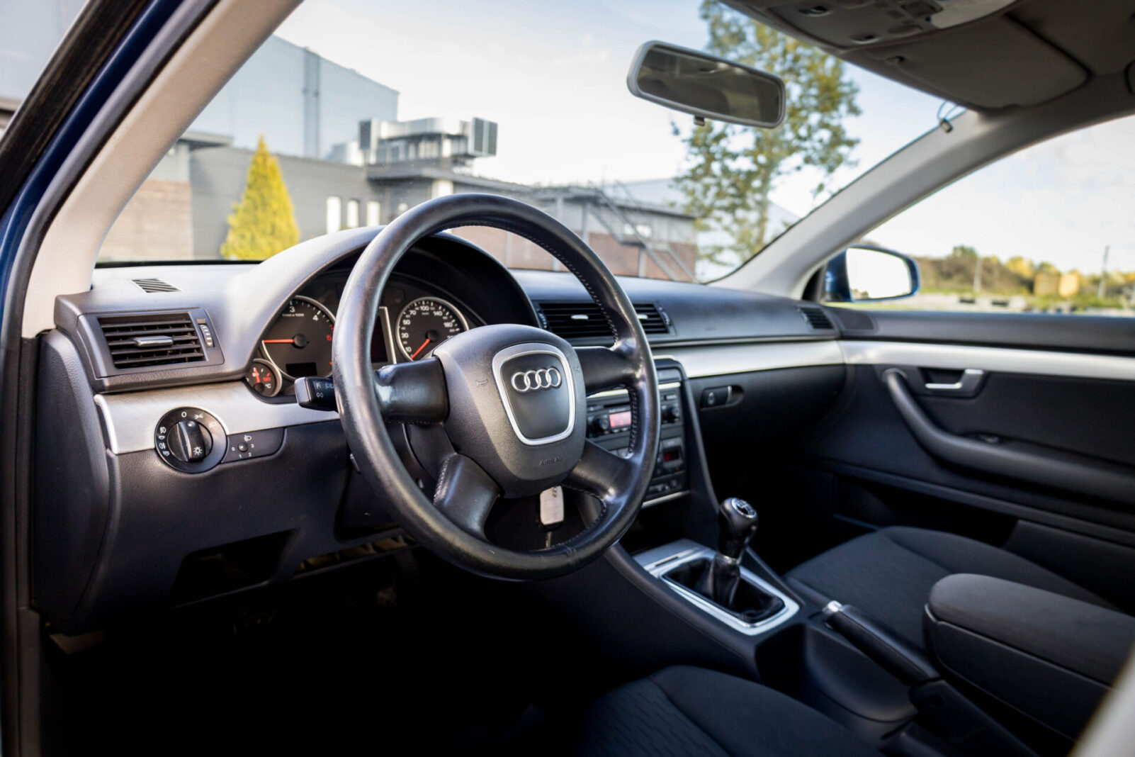 AUDI A4 AVANT