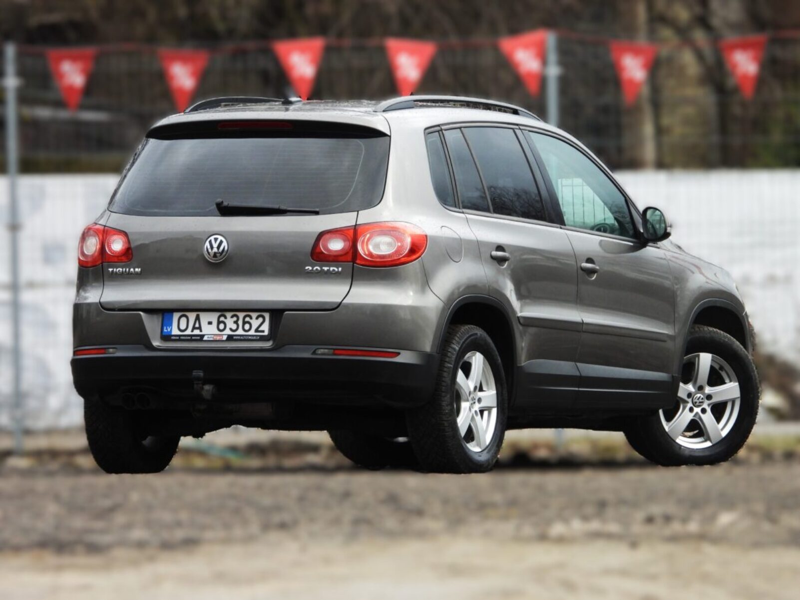 VW TIGUAN