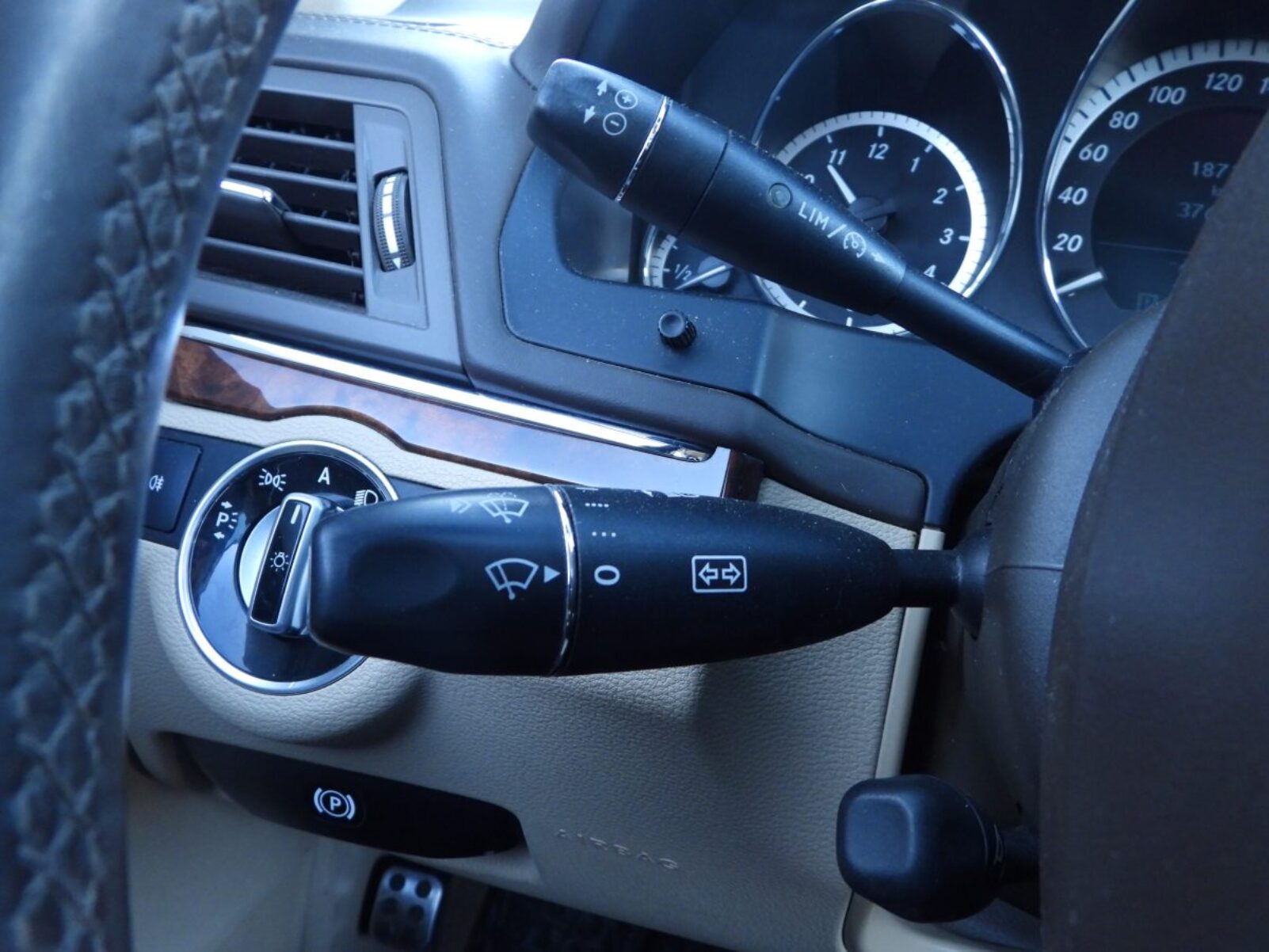 MERCEDES BENZ E350
