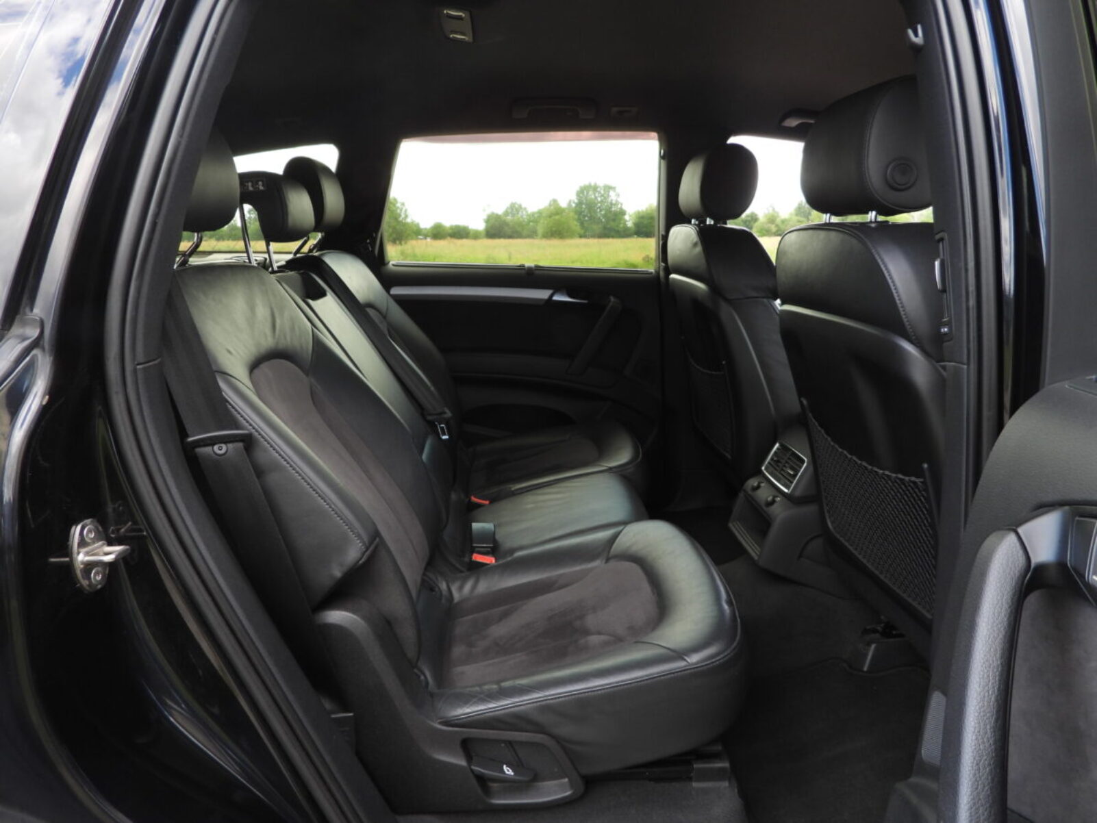 AUDI Q7 S-LINE