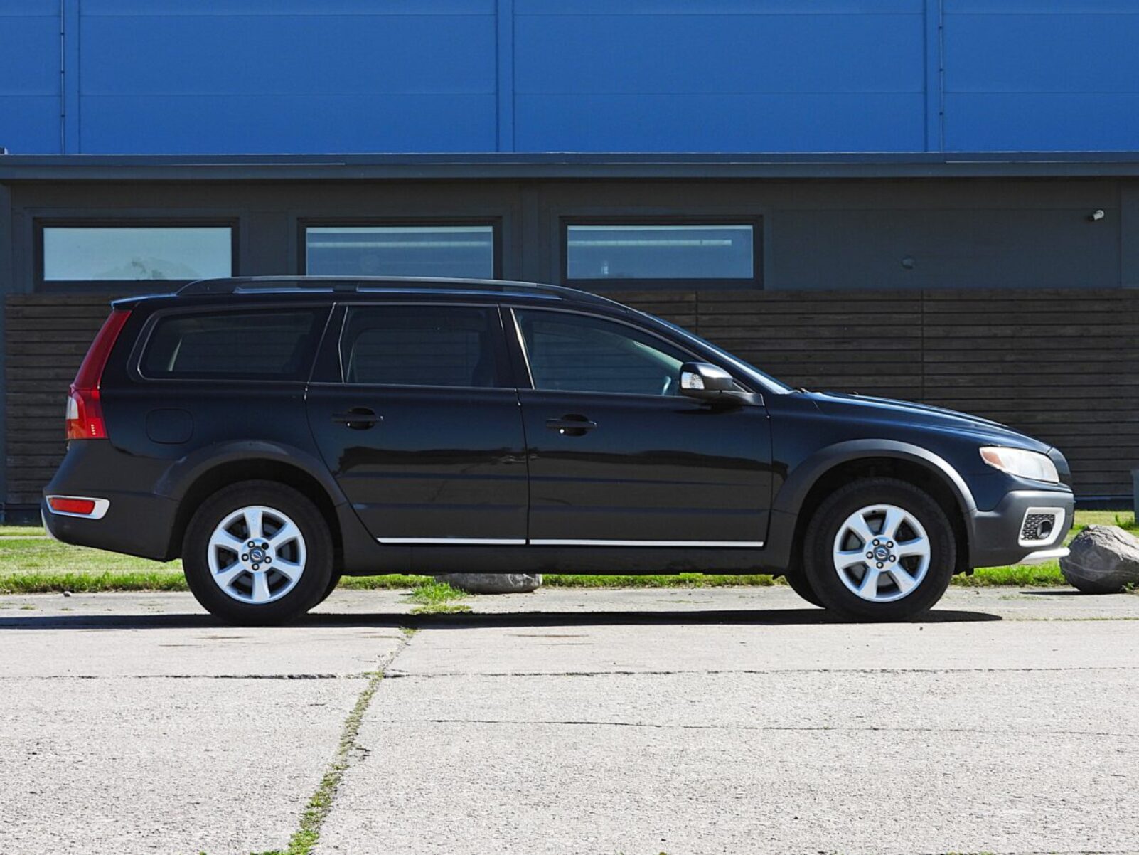 VOLVO XC70