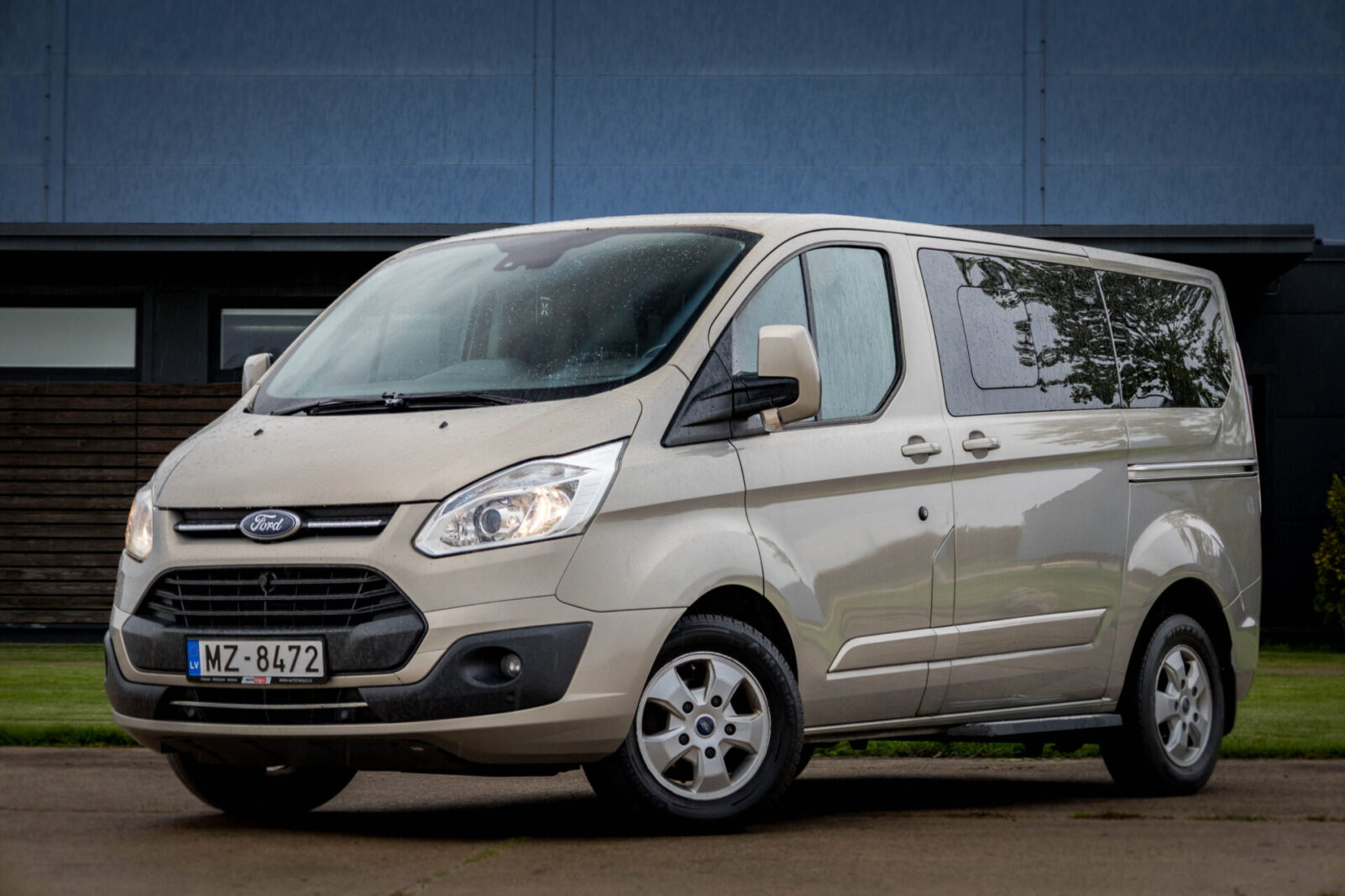 FORD TOURNEO CUSTOM