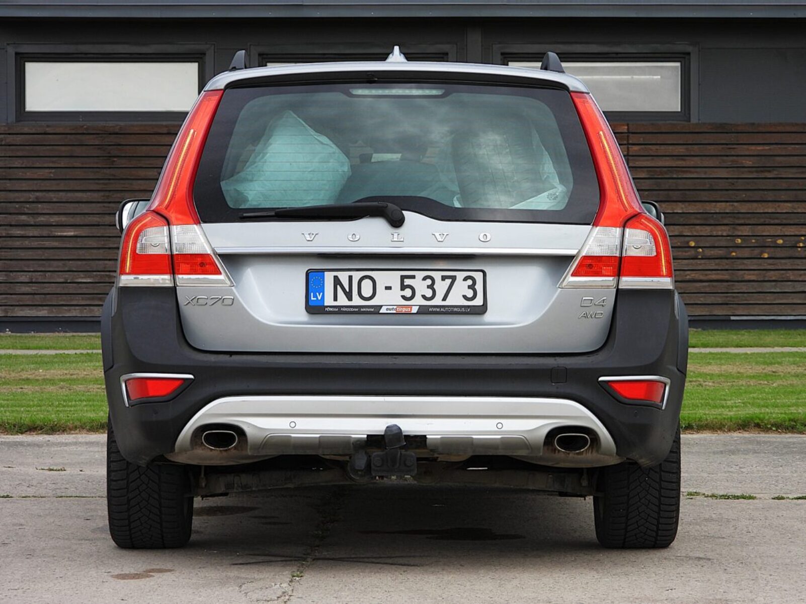 VOLVO XC70