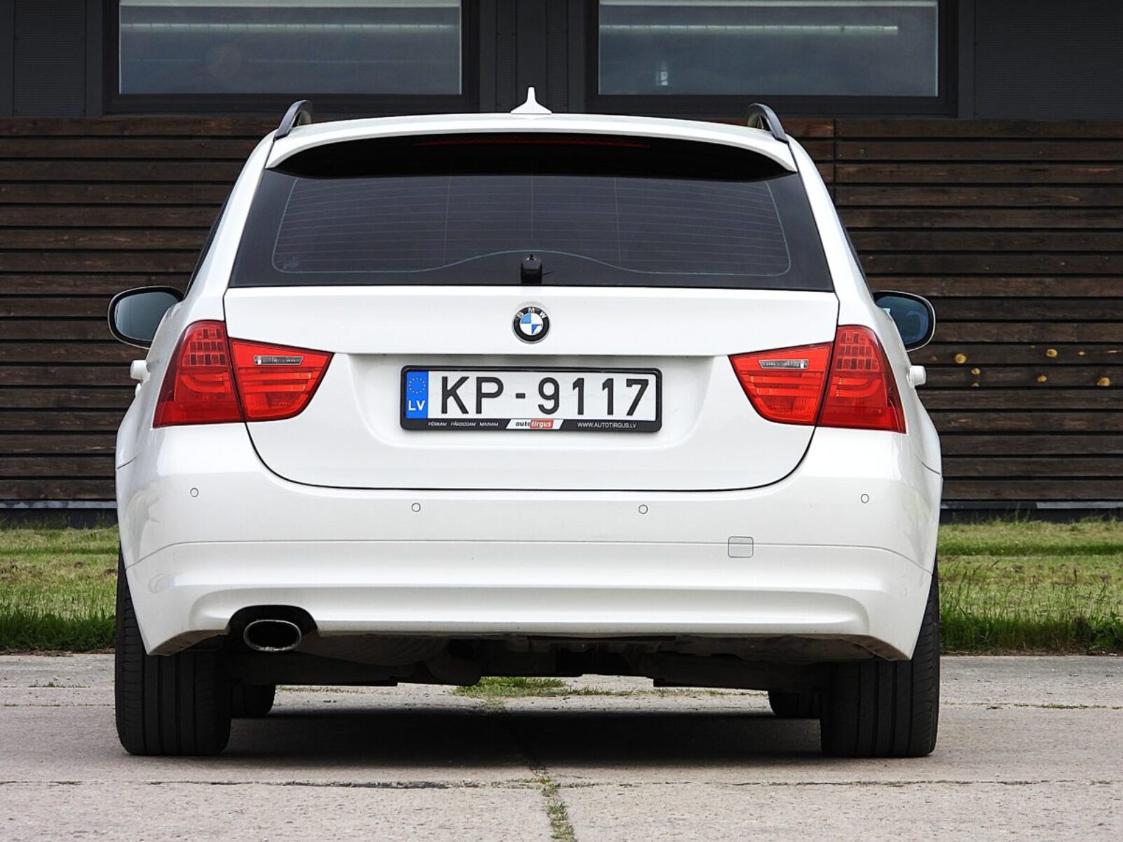 BMW 320