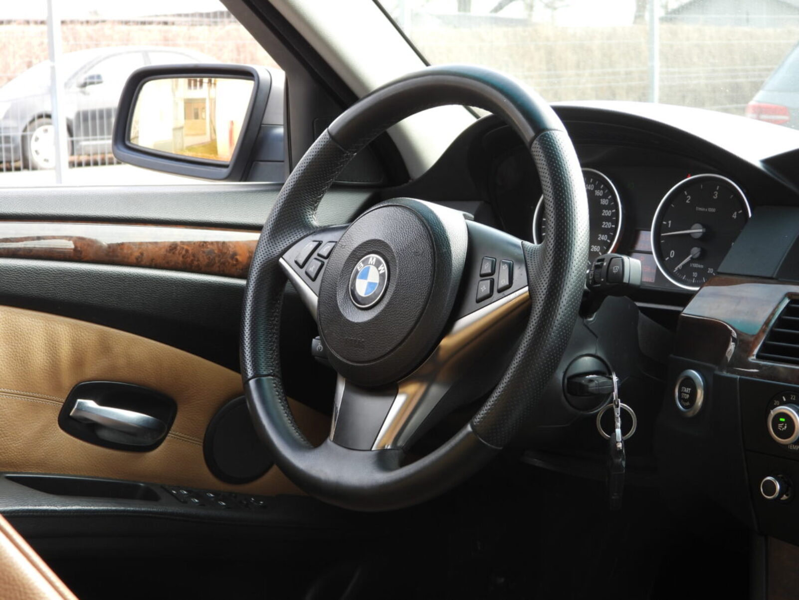 BMW 530 FACELIFT X-DRIVE