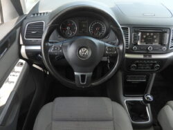 VW SHARAN