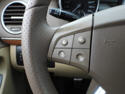 MERCEDES BENZ GL320