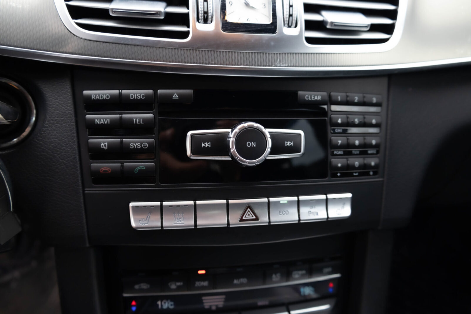 MERCEDES BENZ E200 CDI