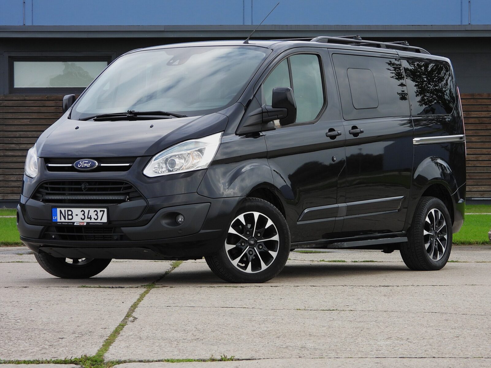 FORD TOURNEO CUSTOM