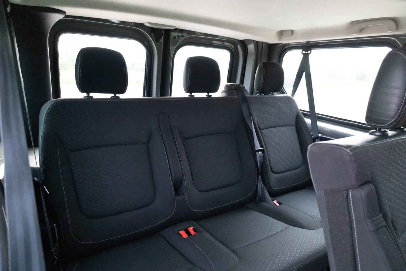 OPEL VIVARO-B
