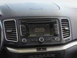 VW SHARAN