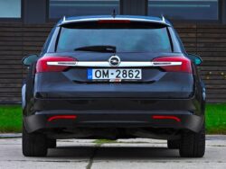OPEL INSIGNIA SPORTS TOURER SW