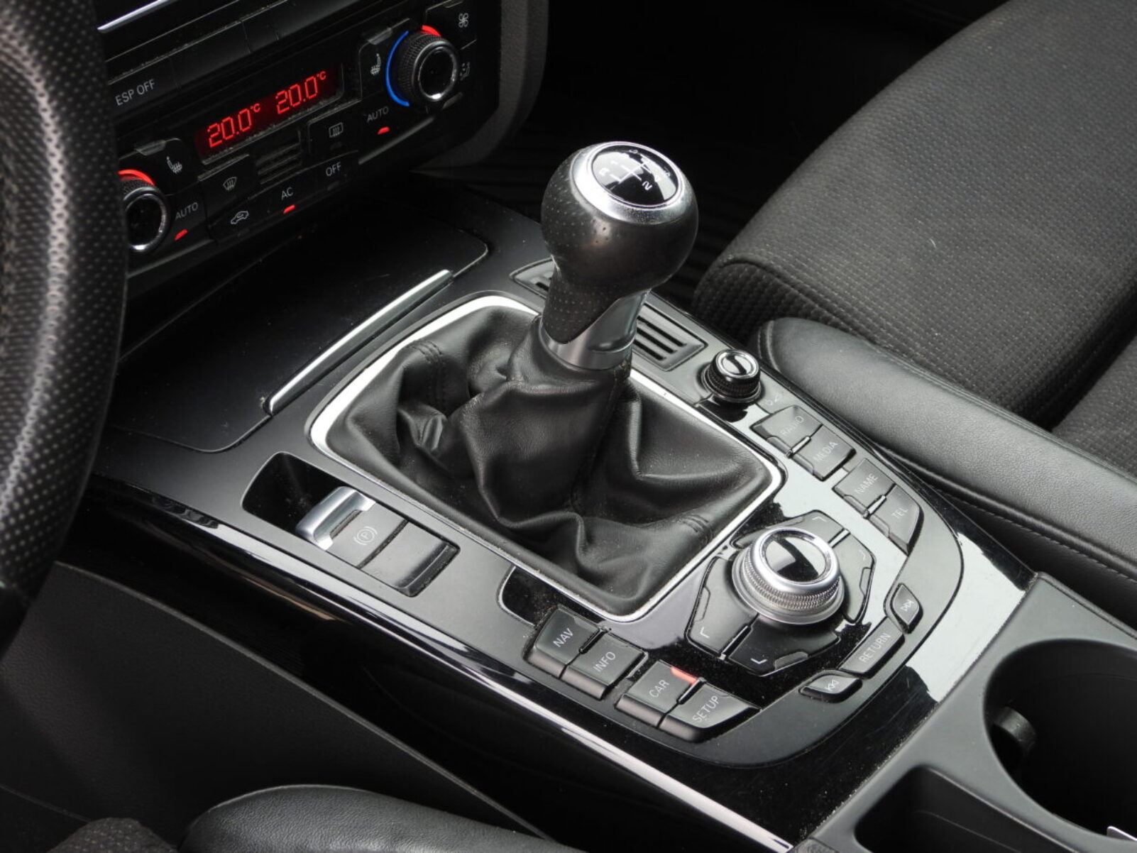 AUDI A4 S-LINE