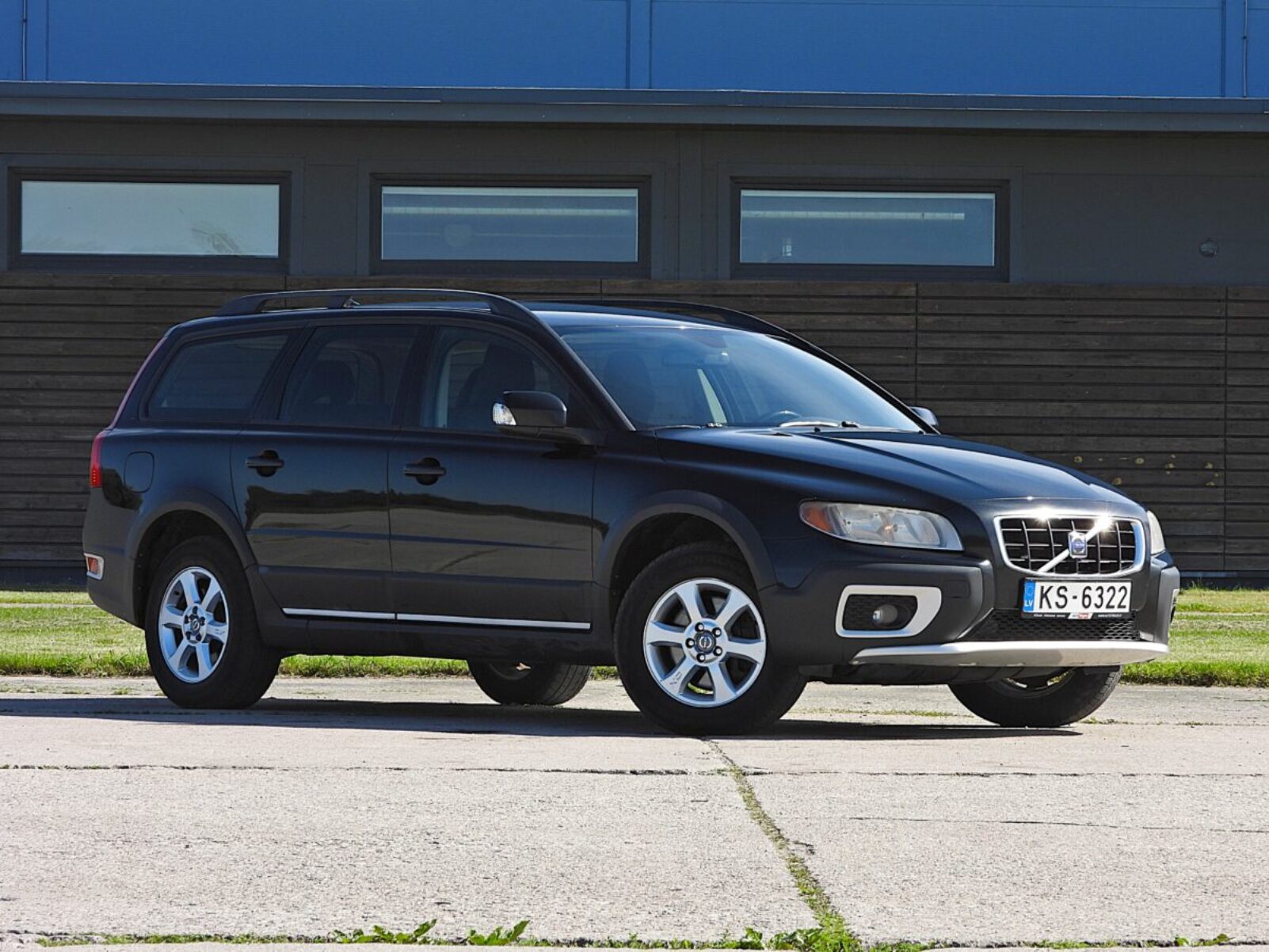 VOLVO XC70