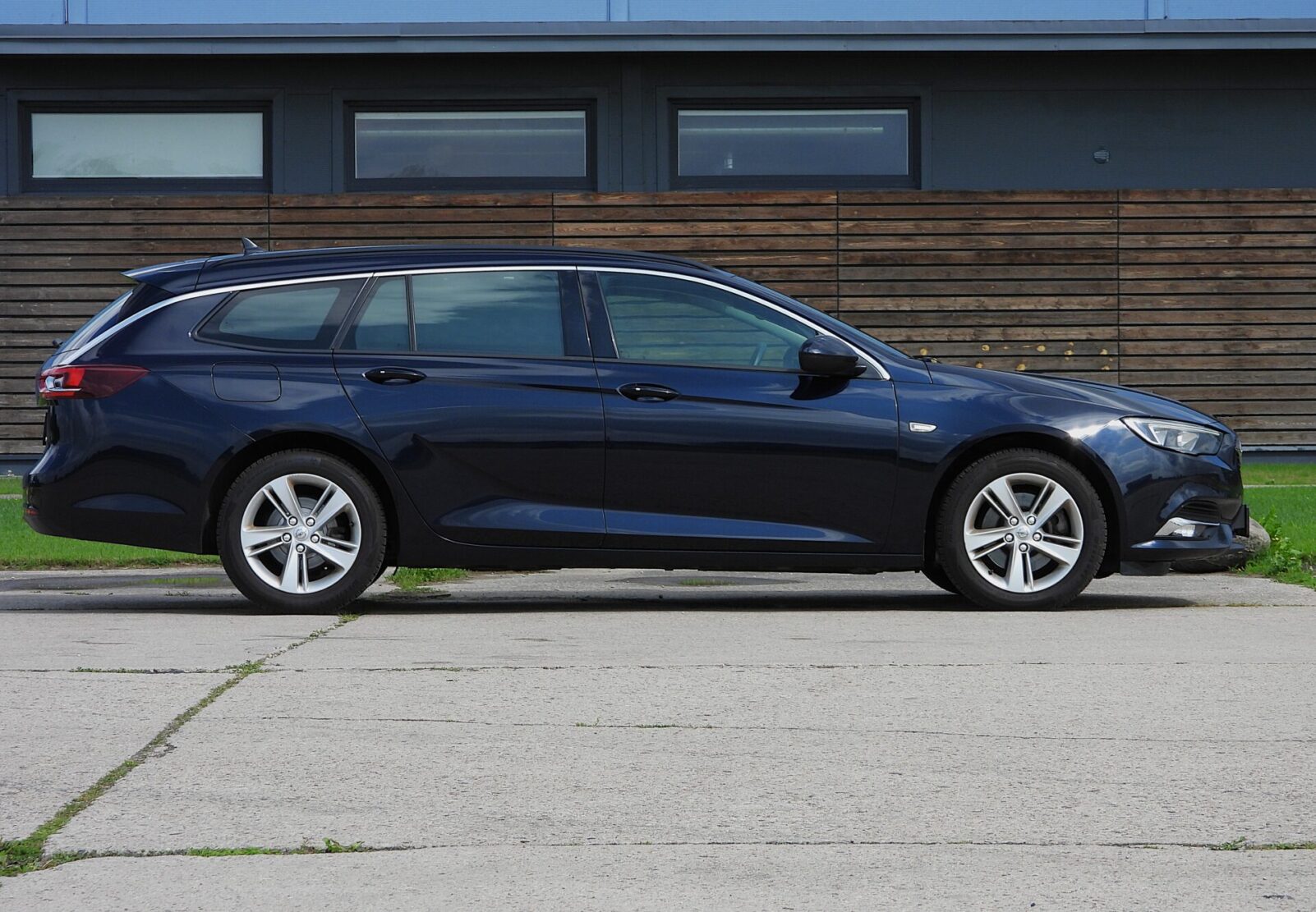 OPEL INSIGNIA SPORTS TOURER