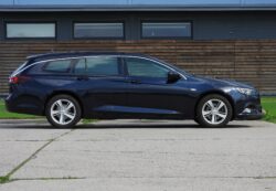 OPEL INSIGNIA SPORTS TOURER