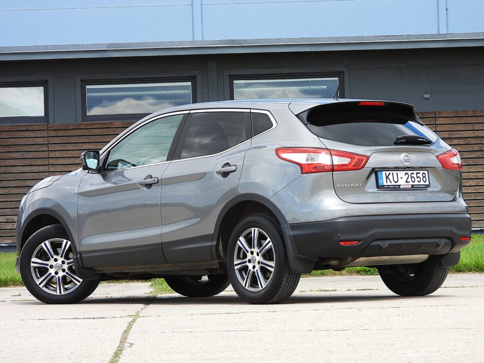 NISSAN QASHQAI