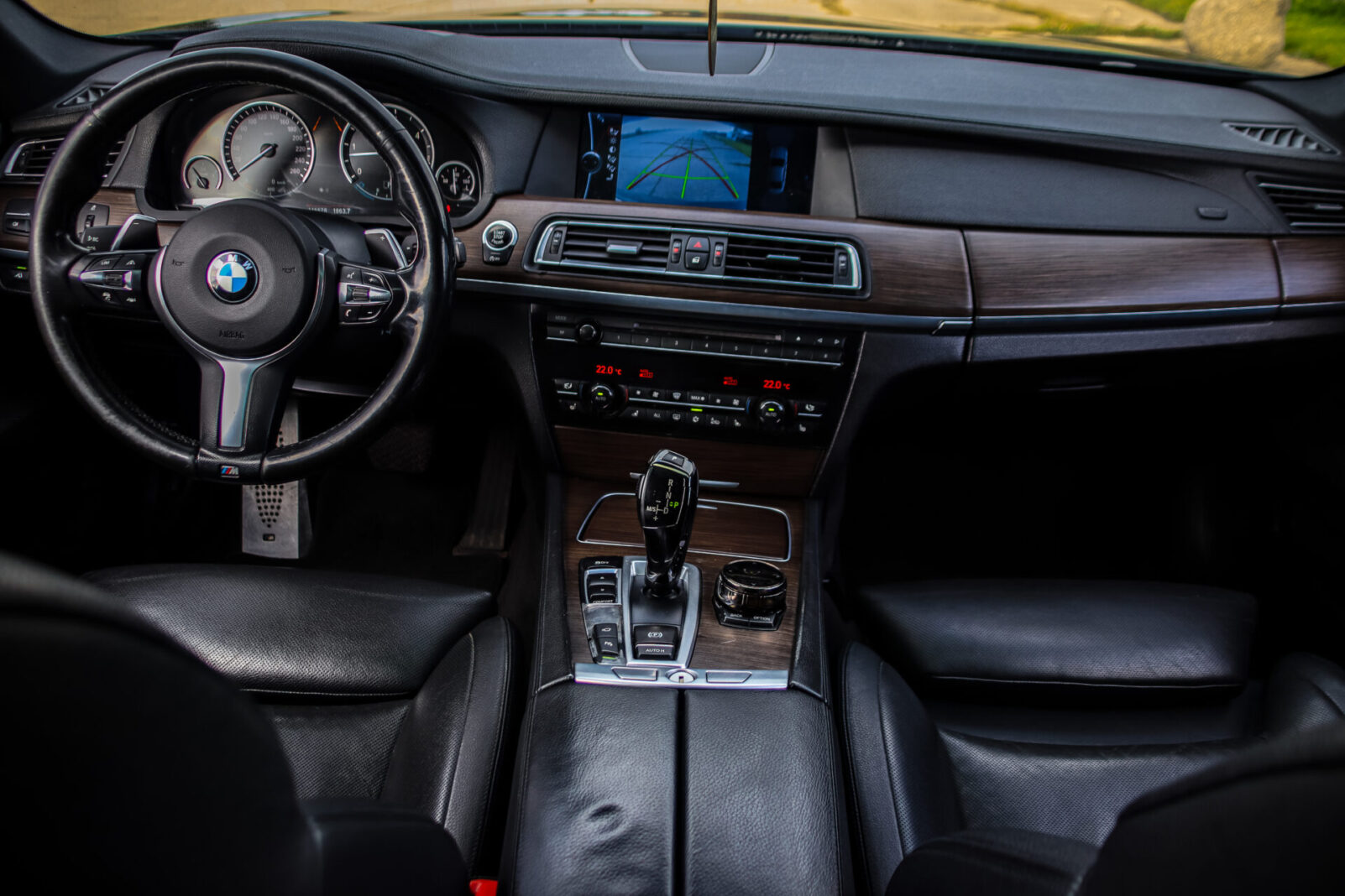 BMW 740 M-PACK