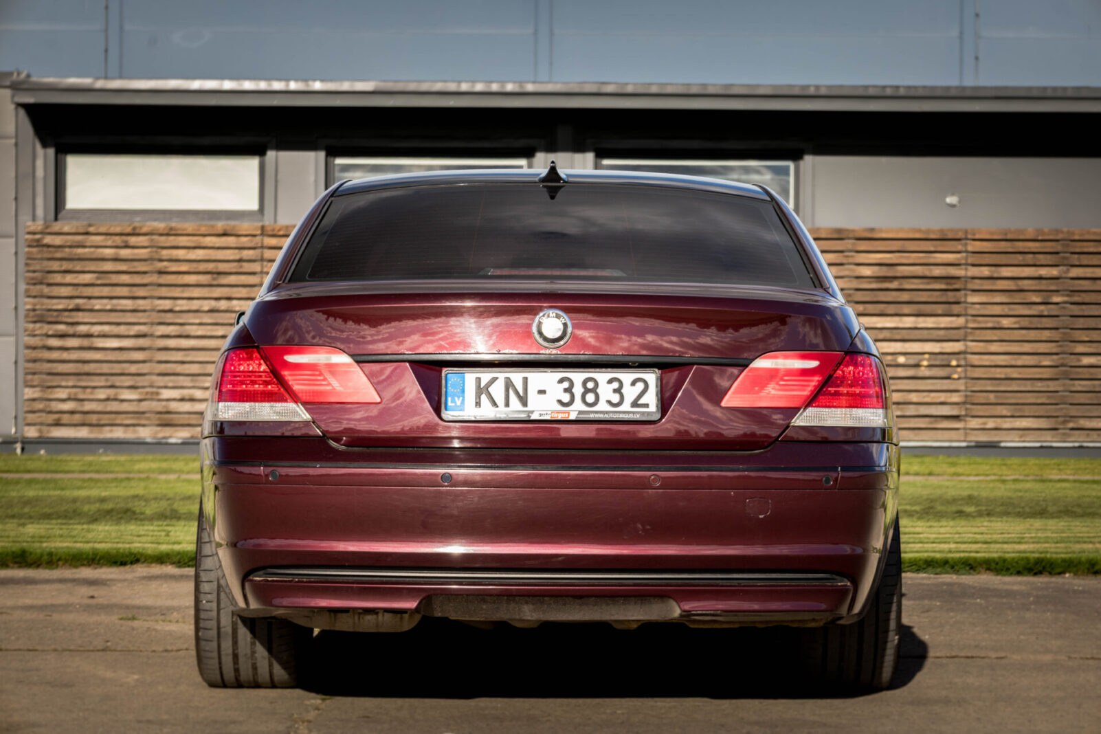 BMW 730