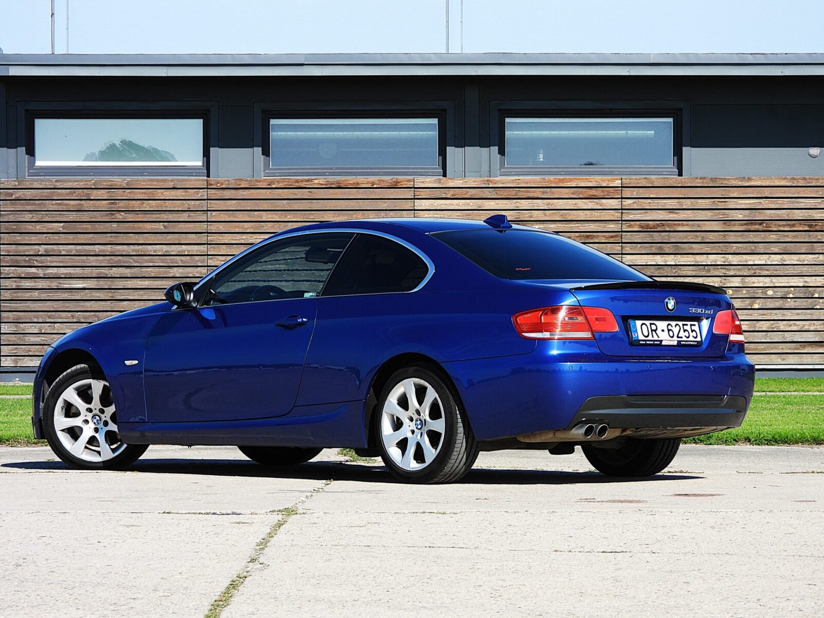 BMW 330 M-PACK