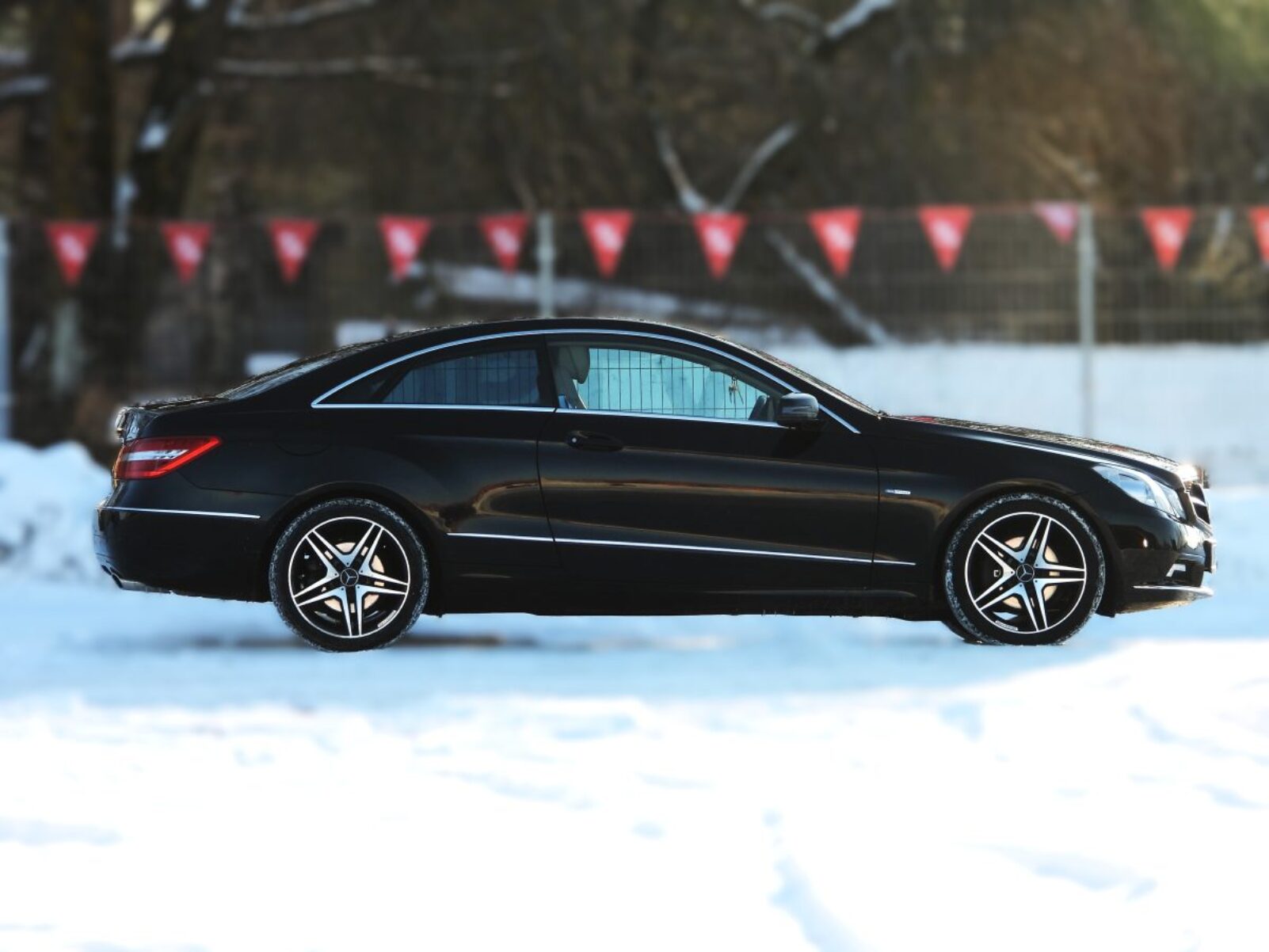 MERCEDES BENZ E350