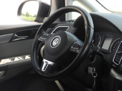 VW SHARAN