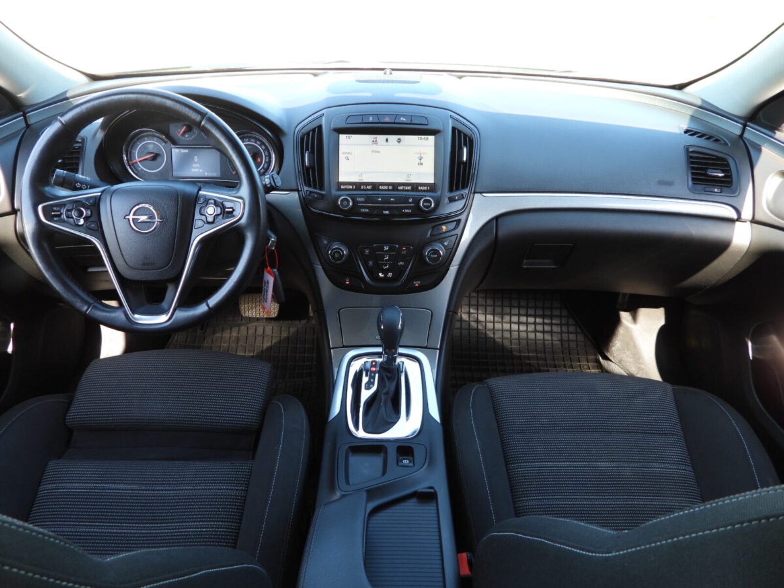 OPEL INSIGNIA