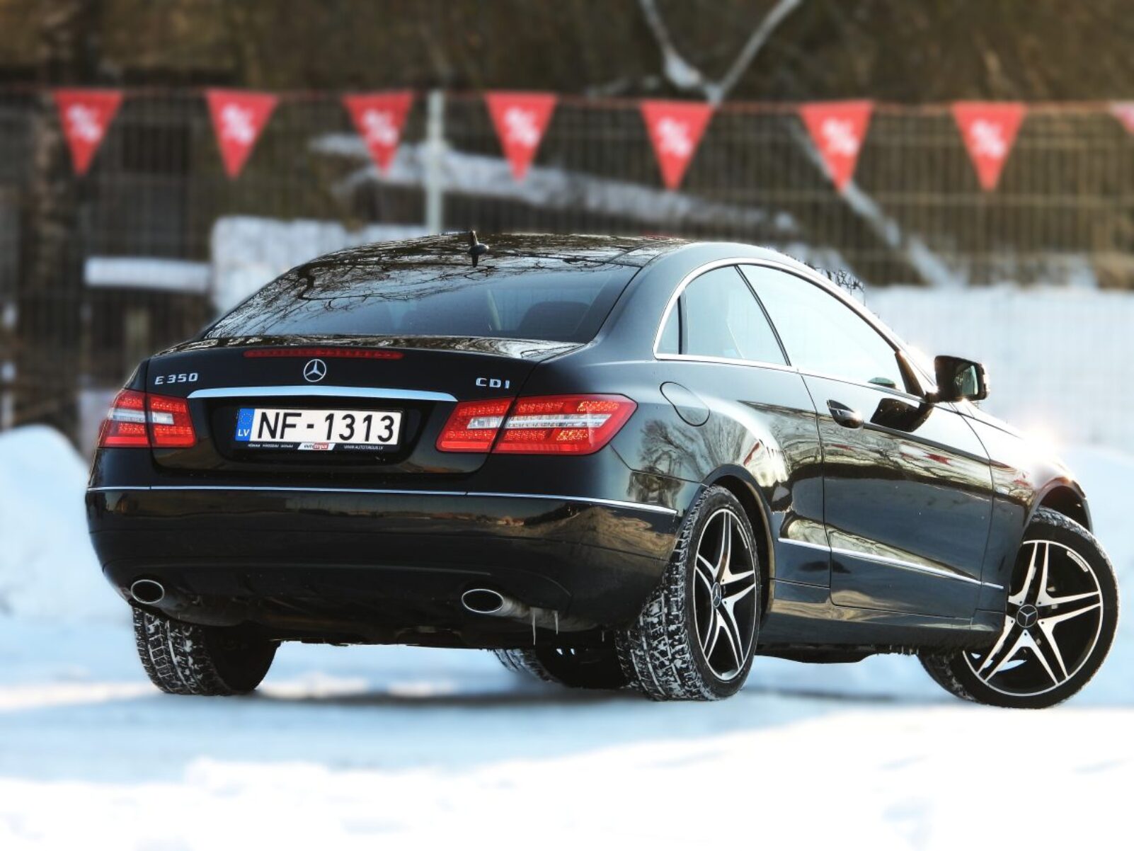 MERCEDES BENZ E350