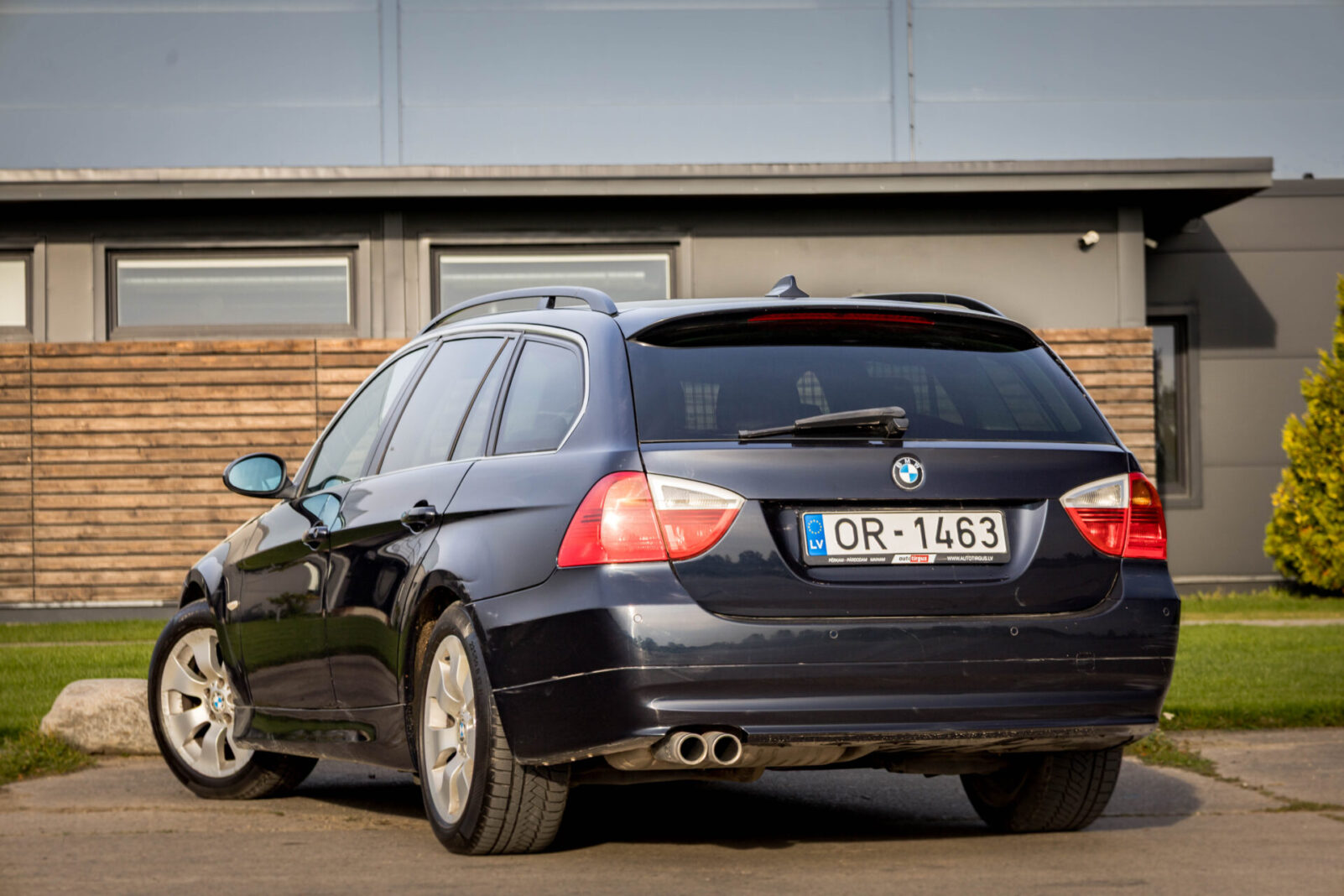 BMW 325