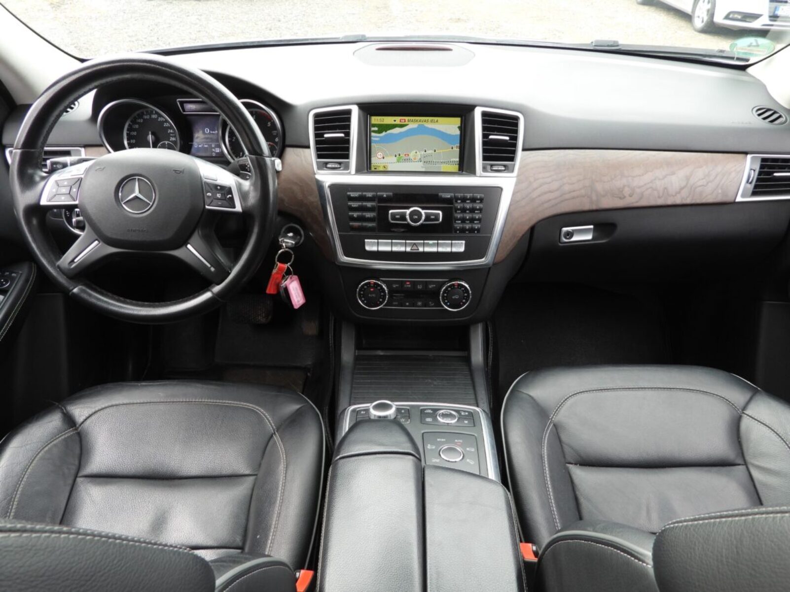 Mercedes-Benz ML350